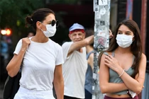 Nhan sắc hút hồn của con gái Tom Cruise ở tuổi 16