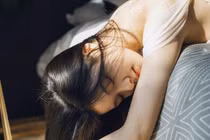 "Món quà" chị giúp việc tặng khiến tôi đứng không vững 