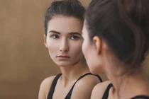 Vợ của người cũ mỉa mai tôi: “Cảm ơn chị đã rời bỏ anh ấy” 