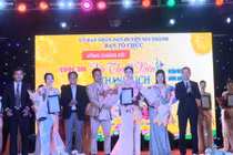 Chân dung nữ sinh báo chí vừa đăng quang Hoa khôi Núi Thành