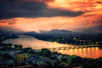 Cố đô Huế đẹp khó cưỡng qua ống kính phó nháy Tây