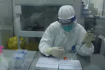 Hai bệnh nhân mắc COVID-19 tại TP.HCM nhiễm biến chủng ở Anh và Ấn Độ