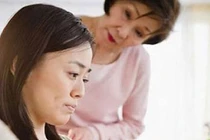 Vợ luôn thái độ với mẹ chồng nhưng bắt tôi có hiếu với nhà ngoại