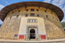 Loạt "pháo đài" bằng đất nung khổng lồ có 1-0-2 ở Trung Quốc