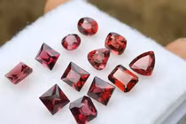 Giải mã 12 loại đá quý của 12 tháng sinh tử vi phương Tây