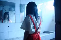 Truyền thuyết hồn ma trong toilet khiến học sinh Nhật sợ "chết khiếp"