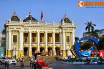 Dấu son lịch sử ở Quảng trường Cách mạng Tháng Tám