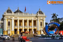 Dấu son lịch sử ở Quảng trường Cách mạng Tháng Tám