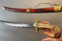 Cận cảnh thanh kiếm thời vua Minh Mạng vừa được đấu giá tại Pháp