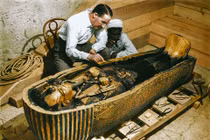 Ẩn số không lời giải về pharaoh trẻ nhất Ai Cập cổ đại