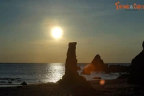 Khoảnh khắc bình minh kỳ diệu ở Bãi Đá Nhảy Quảng Bình