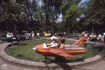 Rưng rưng xúc động xem loạt ảnh Hà Nội mộc mạc năm 1989