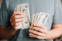 Những điều cần lưu ý khi gửi tiền tiết kiệm có kỳ hạn