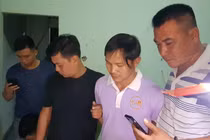 Bắt khẩn cấp "Trung tá Công an" dởm chuyên lừa tình, lừa tiền phụ nữ