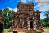 Khó tin chuyện thánh địa Mỹ Sơn suýt chìm trong biển nước