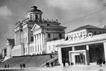 Vẻ tráng lệ của các ga tàu điện ngầm Moscow thuở sơ khai