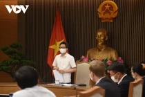 “Vaccine COVID-19 về Việt Nam chưa nhiều do nguồn cung khan hiếm“