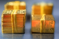 Giá vàng hôm nay 8/9: USD tăng dữ dội, vàng lại giảm sâu