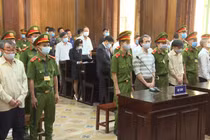 Đề nghị phạt người cầm đầu vụ khủng bố trụ sở công an 22-24 năm tù