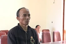 Chú đâm cháu ruột bị thương vì mâu thuẫn chuyện tiền cúng