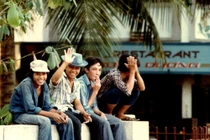 Giới trẻ Vũng Tàu năm 1988 qua ống kính phó nháy Tây