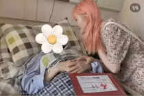 Bị miệt thị là "gái quán bar" vì nhuộm tóc hồng ở Trung Quốc