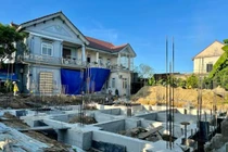 Ca sĩ Phạm Phương Thảo gây bất ngờ khi xây biệt thự hoành tráng