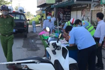 TP.HCM phạt người vi phạm Chỉ thị 16 hơn 8 tỷ đồng