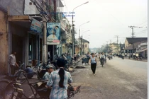 Thủ đô Hà Nội năm 1991 qua ảnh của Lewis M. Stern (1) 