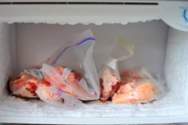 3 khu vực trong tủ lạnh là “ổ vi khuẩn” ít được vệ sinh