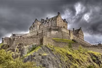 Bí ẩn âm thanh rùng rợn từ lâu đài 'ma ám' nổi tiếng thế giới