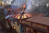 Chùa 1.400 năm tuổi ở Trà Vinh bốc cháy