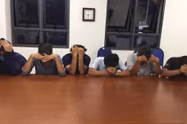 Khởi tố cán bộ phường đánh bạc ở TP.HCM