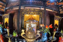 Chiêm ngưỡng bàn thờ gia tiên hoành tráng nhất phố cổ Hội An