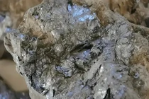 Kim loại quý nhất thế giới, giá trị gấp 10 lần vàng