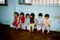 Loạt ảnh “một thời để nhớ” về trẻ em Hà Nội hậu bao cấp