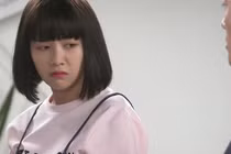 Ngày tôi xuất viện, tôi ném trả hoa khi bạn gái giàu có tới thăm