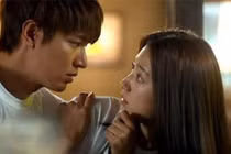 Chia tay bạn gái, cô ấy đưa sổ tiết kiệm 5 tỷ khiến tôi choáng