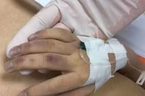 Ám ảnh lời khai trong bản kết luận điều tra vụ bé gái 6 tuổi bị bố bạo hành tử vong