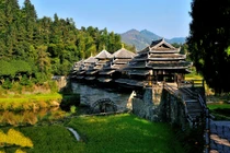 Sững sờ trước kỳ quan nhà cầu của dân tộc Động ở Trung Quốc 