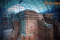 Soi chi tiết tòa tháp cổ vừa lập kỷ lục thế giới của Việt Nam