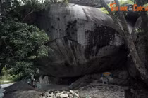 Sự lạ khó tin ở Thiên Sanh Thạch tự trứ danh Bình Định