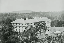 Ảnh quý hơn vàng về kiến trúc Đà Lạt thập niên 1920