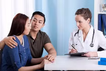 Ngày vợ trở dạ, chồng còn bận chăm người này, lý do gây sốc