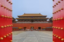 Giải mã 81 chiếc đinh tròn vàng trên cổng Tử Cấm Thành