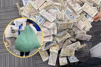 Thanh niên vác bao tải tiền lẻ “3 năm tiết kiệm ăn sáng” tới ngân hàng