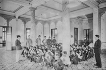 Hình độc: Xuất khẩu lao động ở Hải Phòng thập niên 1920 (1)