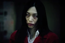 “Hồn ma” người phụ nữ bị rạch miệng lang thang trên đường phố Nhật