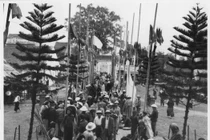 Náo nhiệt cảnh lễ hội Tết ở Hà Nội nửa thế kỷ trước