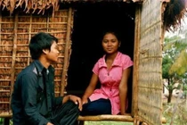 Bộ tộc kỳ lạ: Cha mẹ dựng lều cho con gái tự do yêu đương